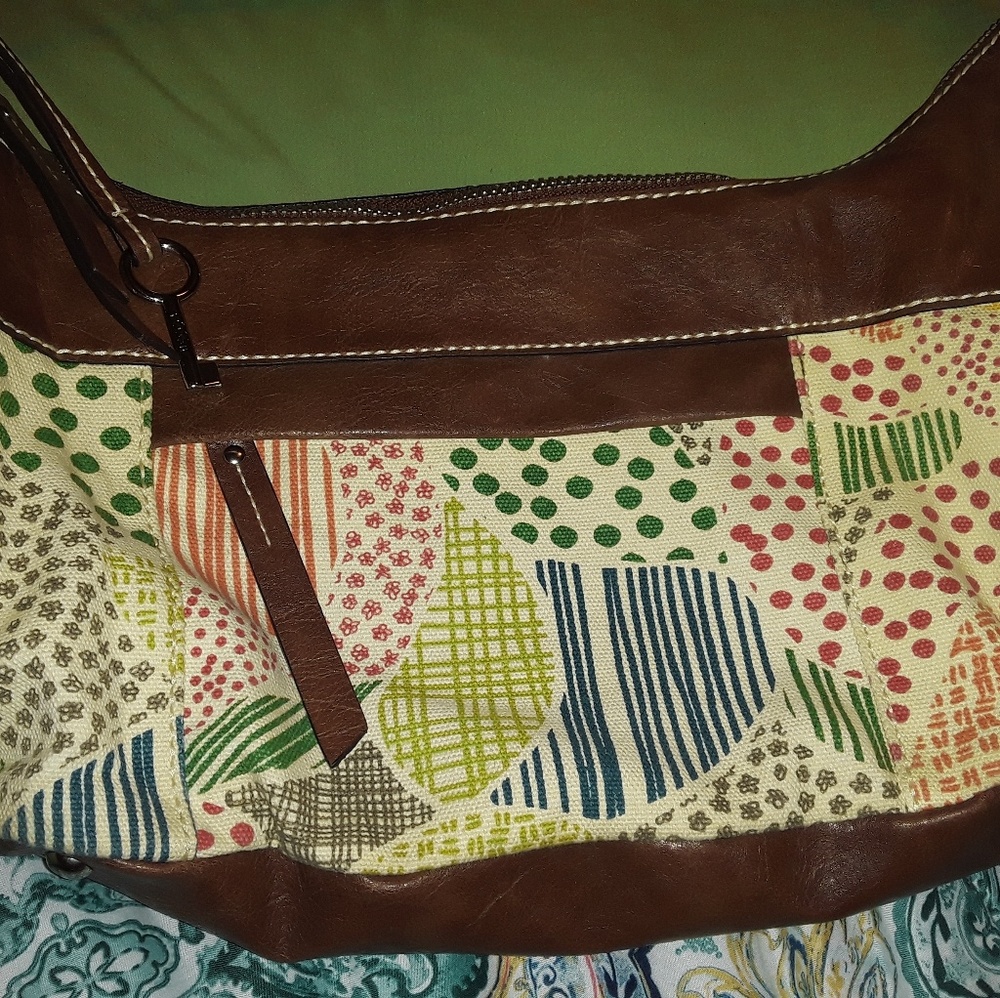 *FREE GIFT WITH PURCHASE* Small Fossil Handbag